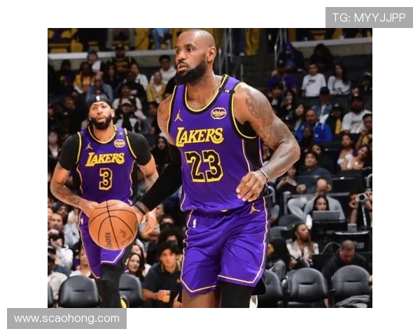 浓眉带领湖人逆转快船 豪取连胜 詹姆斯状态回暖全力助攻